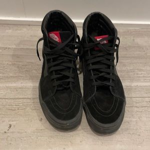 Men’s all black high-top vans 8.5